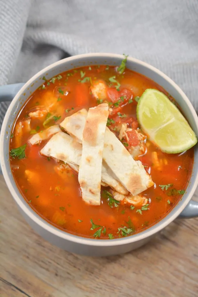 Crunchy Tortilla & Chicken Soup