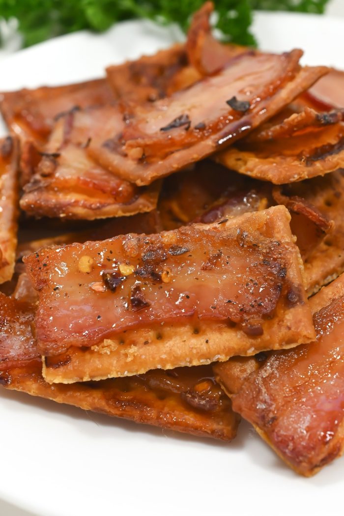 Crackers with Bacon Flavor